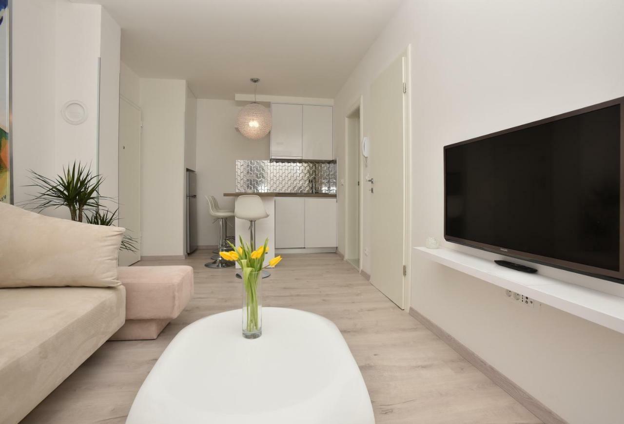 Апартаменты Apartman Petra Макарска Экстерьер фото